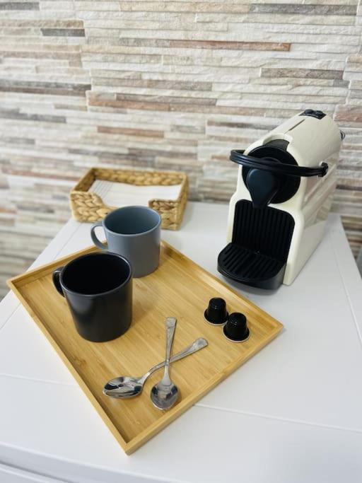 Alterhome Luminoso Estudio Con Piscina Y Maravillosas Vistas Torremolinos Eksteriør billede