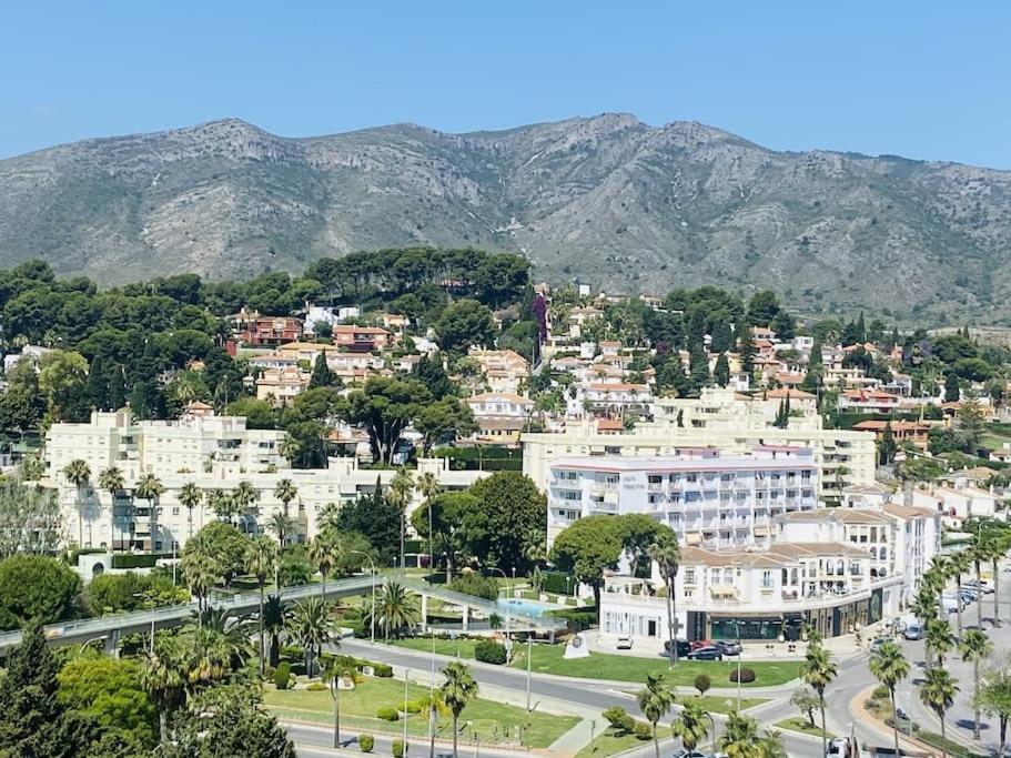 Alterhome Luminoso Estudio Con Piscina Y Maravillosas Vistas Torremolinos Eksteriør billede