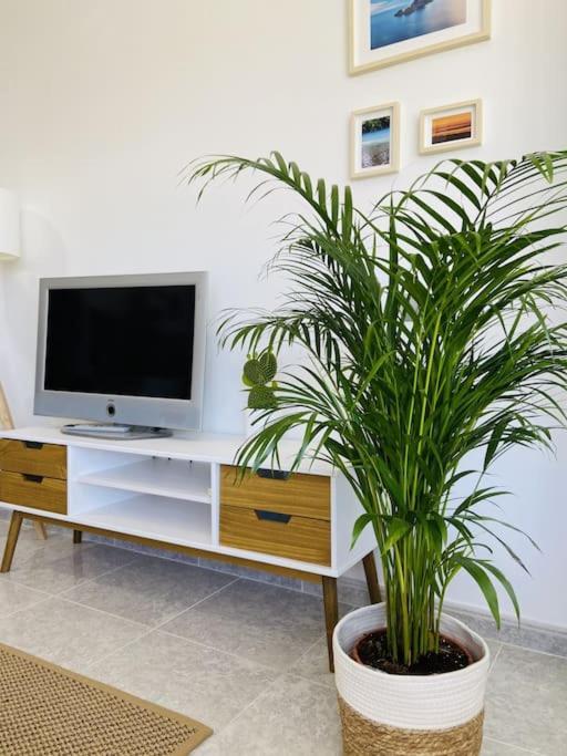 Alterhome Luminoso Estudio Con Piscina Y Maravillosas Vistas Torremolinos Eksteriør billede