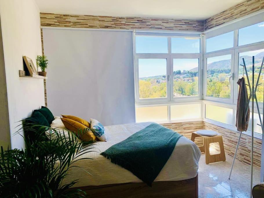 Alterhome Luminoso Estudio Con Piscina Y Maravillosas Vistas Torremolinos Eksteriør billede