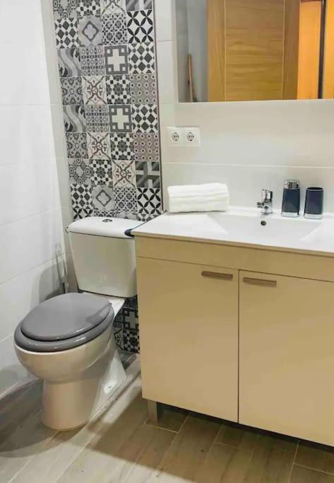 Alterhome Luminoso Estudio Con Piscina Y Maravillosas Vistas Torremolinos Eksteriør billede